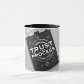 プロセスの動機を信頼する マグカップ (中央)