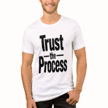 プロセスを信じろ メンズ モチベーショナルTシャツ