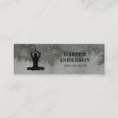 プロフェッショナルウォーターカラーブラックヨガインストラクター スキニー名刺 (正面)