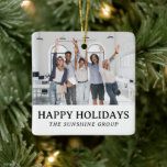 プロフェッショナルカスタムクリスマスプレゼント セラミックオーナメント<br><div class="desc">お客様のためのプロフェッショナルクリスマスギフトカスタムセラミックオーナメントで今年のホリデーシーズンを感謝を示しなさい。このオーナメントは、会社の休日のジェスチャーに洗練された上品なtouchを提供するプロモーションギフトに最適。白黒のデザインはエレガントどのスタイルにも合った審美的なデザインを提供し企業の、お客様の休日の装飾に合わせて味わい深い追加を提供する。このカスタムビジネスオーナメントは単なる装飾ではなく、クライアントや従業員との人間関係を強化する有意義な方法である。会社パーソナライズされた名を冠した名残として、品質とプロフェッショナリズムに対するブランドのコミットメントを強化する。不動産実在会社や事務企業の所、中小企業など様々な分野で、このオーナメントは優れた顧客ギフトを生み出している。クリスマス企業のの贈り物に理想的な、これらのオーナメントは詳細に配慮と注意を伝える。彼らのタイムレスなデザインは、彼らが受け取り側から大切にされることを保証し、あなたの大切なパートナーシップを常に思い出させる役割を果たす。お客さまへの贈り物としても、従業員への特別な感謝の印としても、このオーナメントはエレガンスと洗練の完璧なブレンドである。</div>