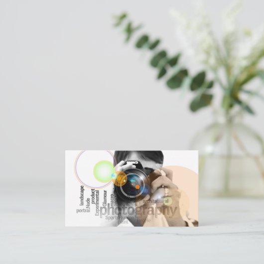 プロフェッショナルカメラのレンズファインダー撮影 名刺 (スタンド正面)