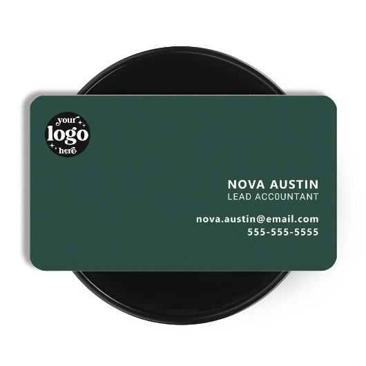 プロフェッショナルシンプルグリーンミニマルデザインロゴ付き 名刺