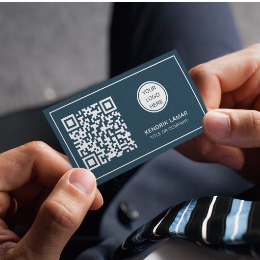 プロフェッショナルネイビーブルー会社ロゴQRコード 名刺