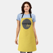 プロフェッショナルビジネスブランドカスタムのロゴイエロー エプロン (着用した状態)