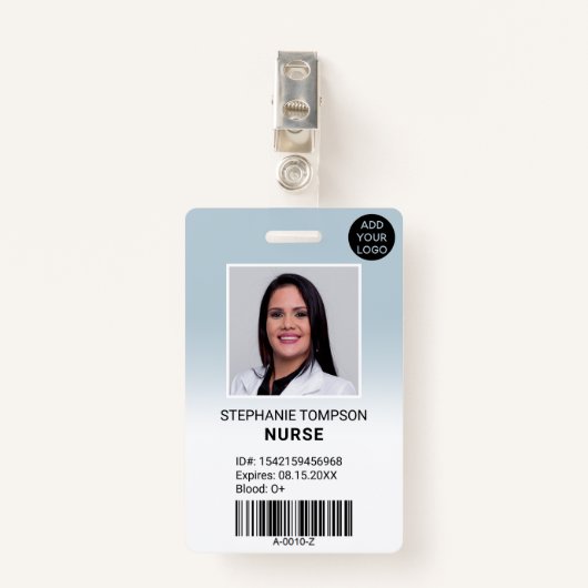 プロフェッショナルブルーグラデーションナースのフォトロゴコード バッジ (正面クリップ)