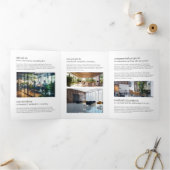 プロフェッショナルモノグラムホワイトパンフレット 三つ折りカード (内部)