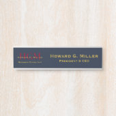 プロフェッショナルモノグラムロゴブルーレッド金ゴールド事業 サインプレート (正面)