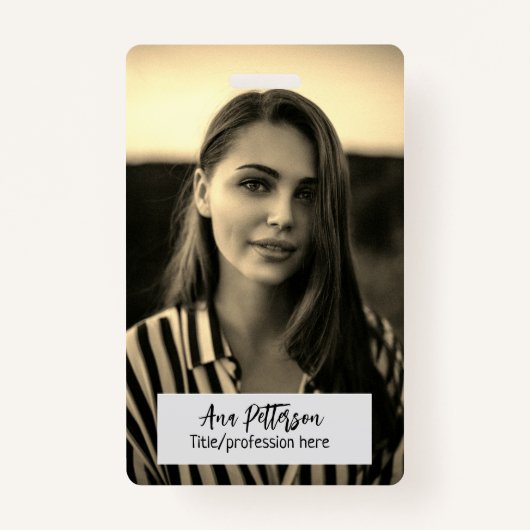 プロフェッショナル写真QRウェブサイトの電子メールのソーシャルモダン バッジ (正面)