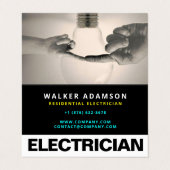 プロフェッショナル認定電気技師が折り畳まれた 名刺 (外部フラット)