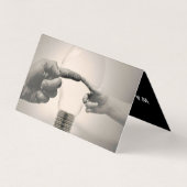 プロフェッショナル認定電気技師が折り畳まれた 名刺 (裏面)