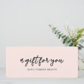 プロフェッショナル赤面ピンクシンプルのギフト証明書 (スタンド正面)