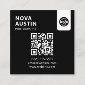 プロフェッショナルQRコードミニマルデザインとロゴ スクエア名刺 (正面)