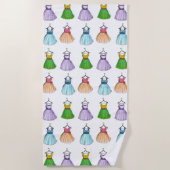 プロムかわいらしパーティードレスレトロヴィンテージファッション ビーチタオル (正面)