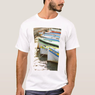 プロヴァンスの典型的な漁船は、 Tシャツ