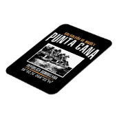 プンタカナ マグネット (左側)