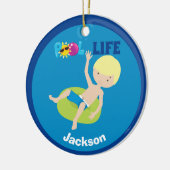 プーカッコいいルボーイブロンドパーソナライズされたキッズスイムチーム セラミックオーナメント (左)