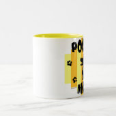 プードルのお母さんのマグ ツートーンマグカップ (中央)