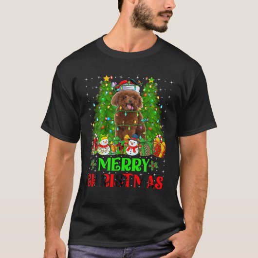 プードルドッグクリスマスツリーライツホリデーサンタポー Tシャツ (正面)