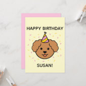プードル犬 |ピンク&イエロー誕生日フラット カード (正面/裏面インサイチュ)