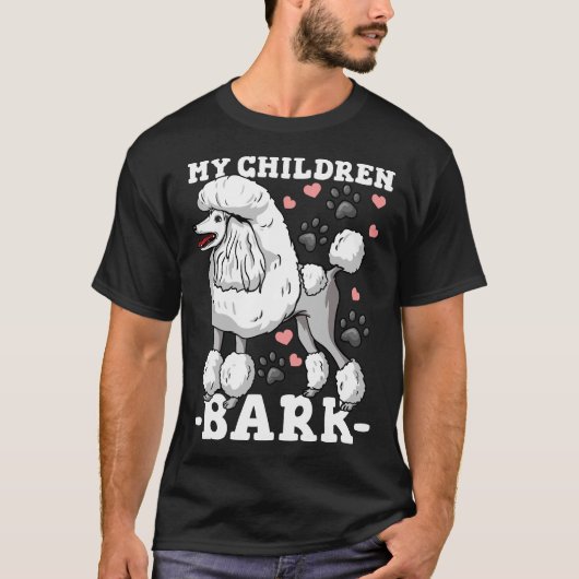 プードル かわいい 犬 ママ パパ Tシャツ (正面)