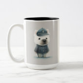 プードル...4本足の将校が最前線にいる ツートーンマグカップ (左)