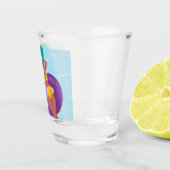 プールでくつろいでいる黒人女性 ショットグラス (右)