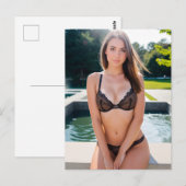 プールでランジェリーでブルネット ポストカード (正面/裏面)