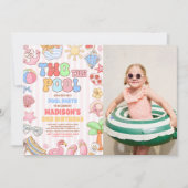 プールで2歳の夏の誕生日をお祝いする2歳児のプールの写真 招待状 (正面)