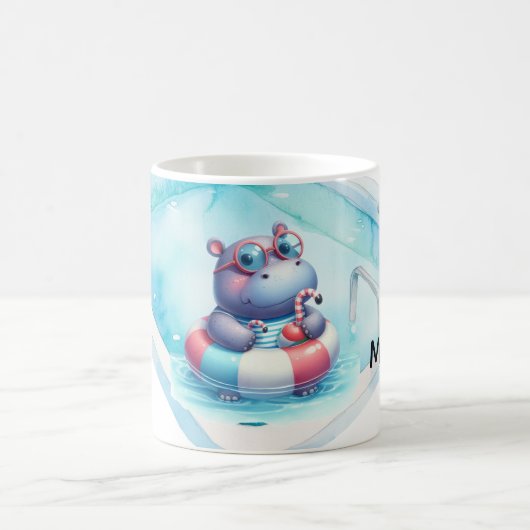 プールにいるカバの名前入り コーヒーマグカップ (中央)