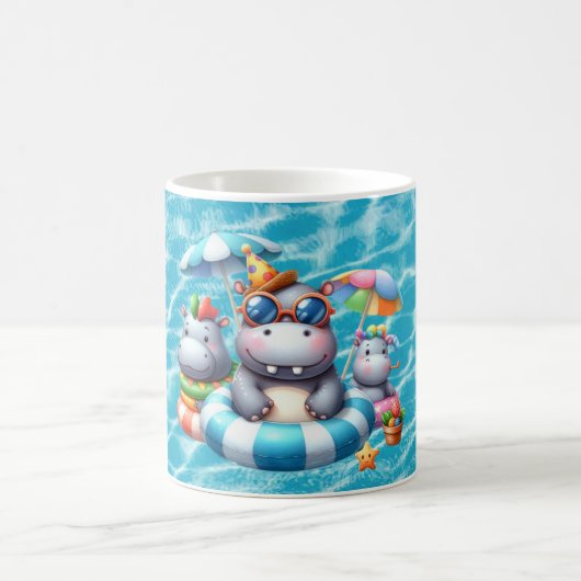 プールにいるカバの名前入り コーヒーマグカップ (中央)