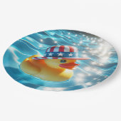 プールに愛国的な黄色のゴムガモ ペーパープレート (アングル)