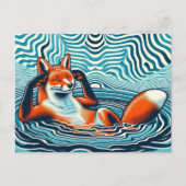 プールに浮かぶ赤狐リラックスTシャツ ポストカード (正面)