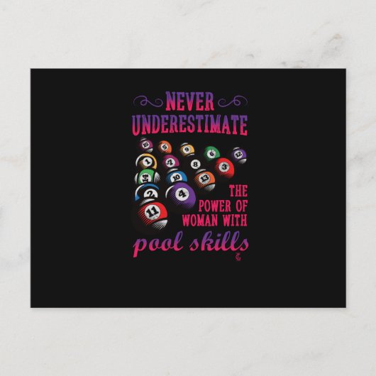 プールのスキルを持つ女性を決して過小評価しない シーズンポストカード (正面)