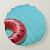 プールの赤と緑の救命ブイ ラウンドクッション (裏面)