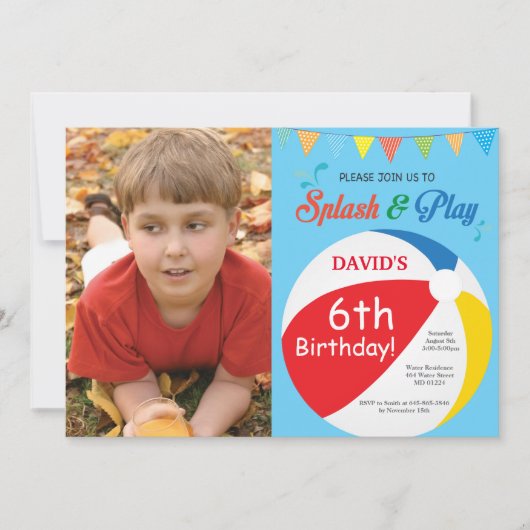 プールを囲んでのパーティの誕生日の招待状のSplishのしぶきの男の子 招待状 (正面)