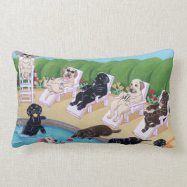 プールサイドのパーティーのラブラドールの絵を描くこと ランバークッション