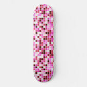 プールタイル、ピンクのモザイクタイル、幾何学的パターン スケートボード (正面)