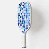 プールタイル、青モザイクタイル、幾何学的パターン ピックルボールラケット (左)