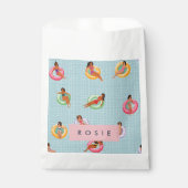 プールパーソナライズされたフロッリラックストに登場する夏の女性 フェイバーバッグ (正面)