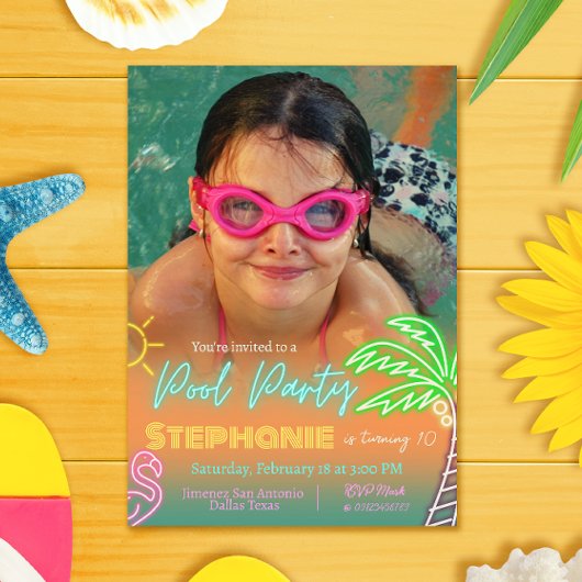 プールパーティのミニマルデザインの招待状(写真付き) 招待状