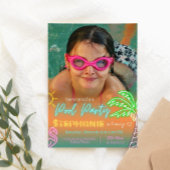 プールパーティのミニマルデザインの招待状(写真付き) 招待状