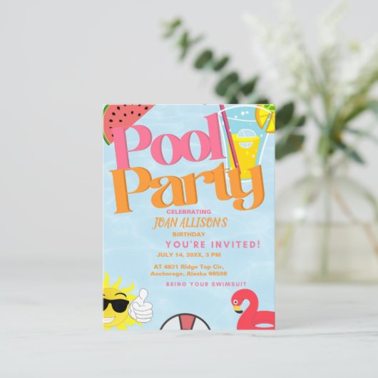 プールパーティーの夏の誕生日招待状スイカ ポストカード (スタンド正面)