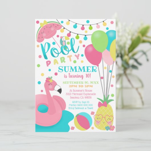 プールパーティーの招待状 ガール フラミンゴ フロート プール 招待状 (スタンド正面)