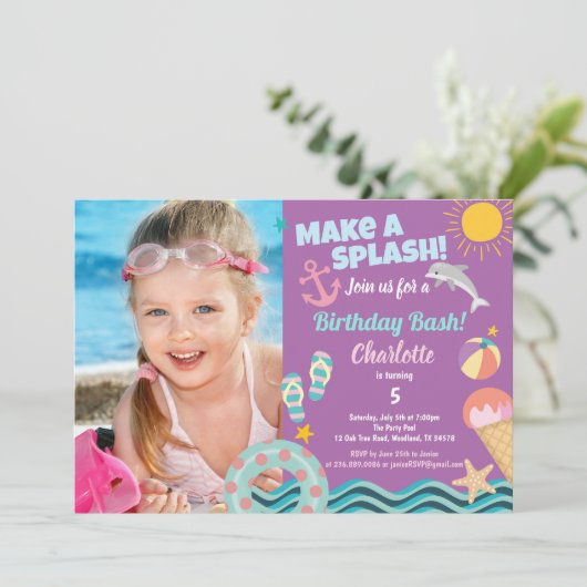 プールパーティーの誕生日写真の女の子への招待 招待状 (スタンド正面)