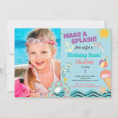 プールパーティーの誕生日写真の女の子への招待 招待状 (正面)