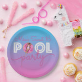 プールパーティーウォーターグラデーションカラードーナツフロートスウィート16 ペーパープレート (パーティー)