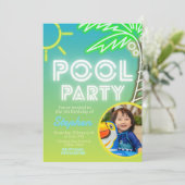 プールパーティーボーイ誕生日とフォト招待状 招待状 (スタンド正面)