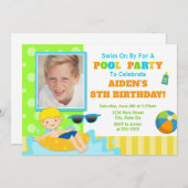 プールパーティー誕生日招待状ブロンドボーイ 招待状 (正面/裏面)