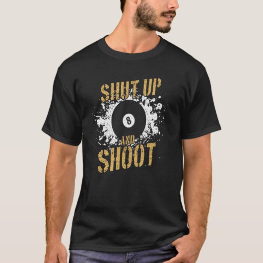 プールビリヤードのチーム – 終了して撮影 Tシャツ (正面)
