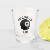 プールビリヤード8ボール無地のワンパパ父の日 ショットグラス (正面)